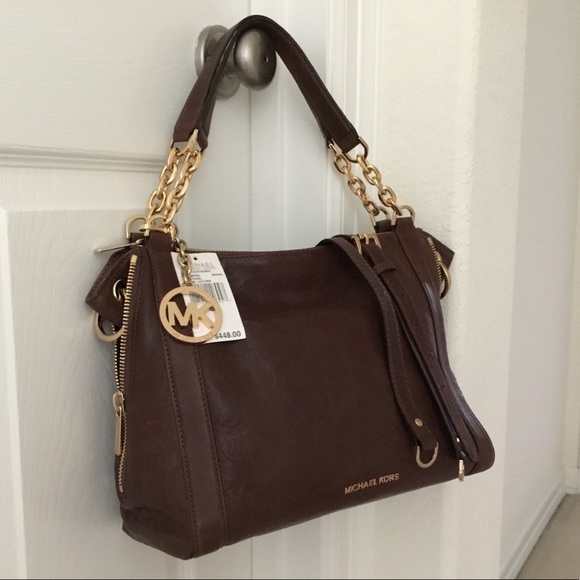 Michael Kors Handbags - Michael Kors Stanthorpe Large leather satchel. NEW